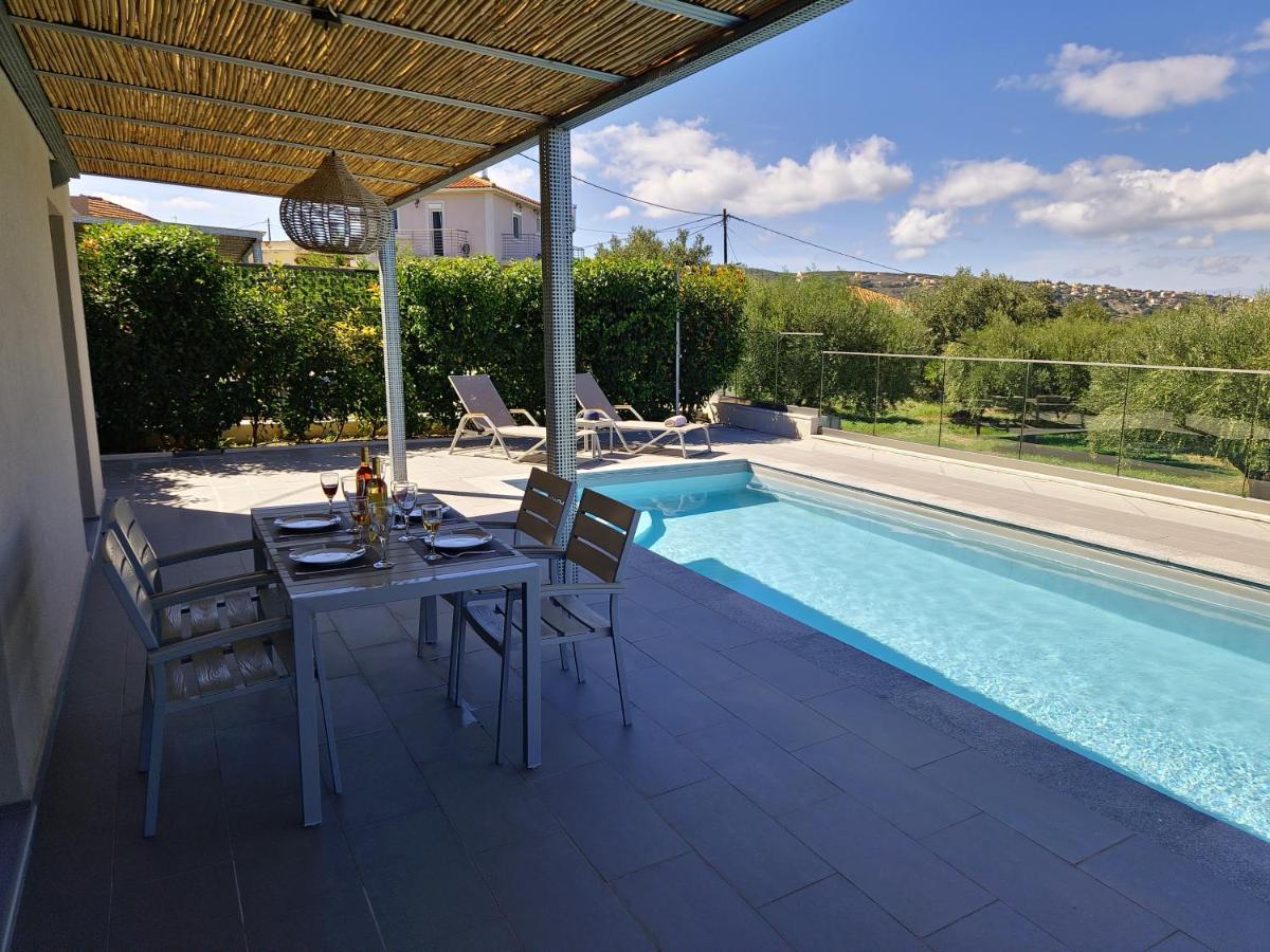 Onar - Luxury